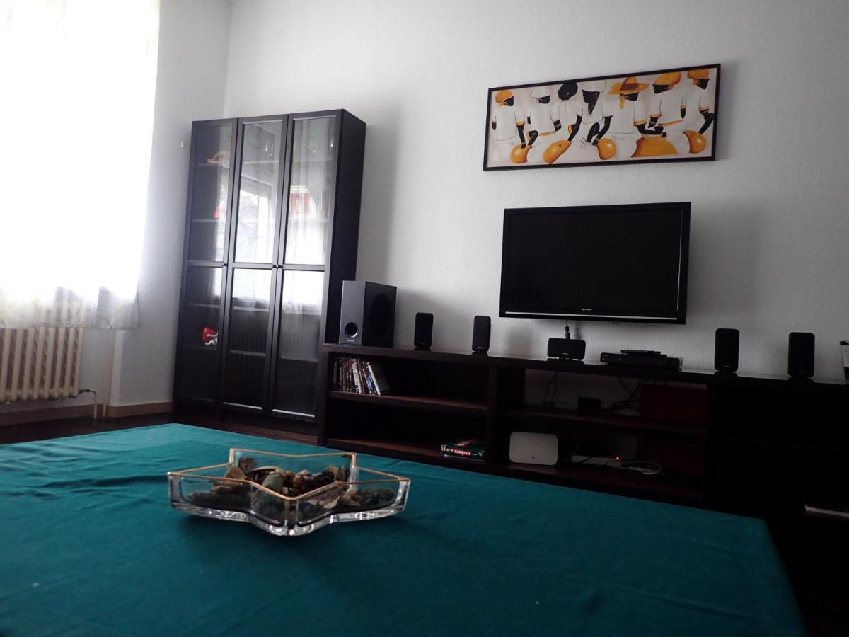 Superior Apartment Bratislava Buitenkant foto
