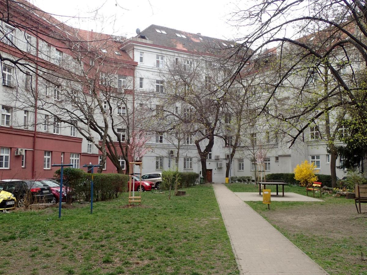 Superior Apartment Bratislava Buitenkant foto